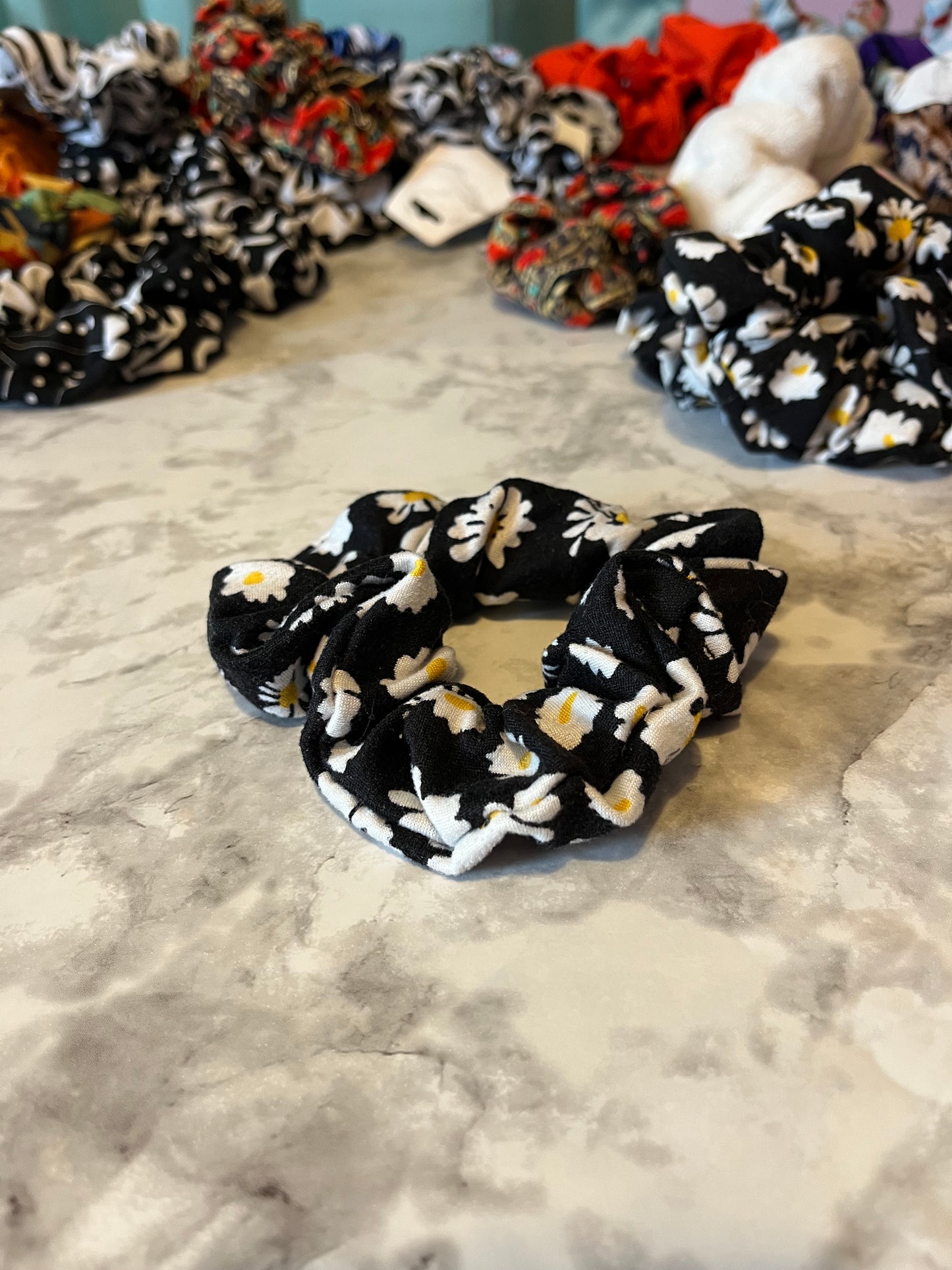 Black with White Daisy Standard Scrunchie