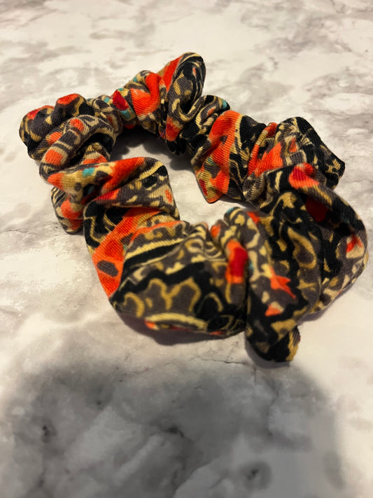 Black Red Gold Geometric Standard Scrunchie