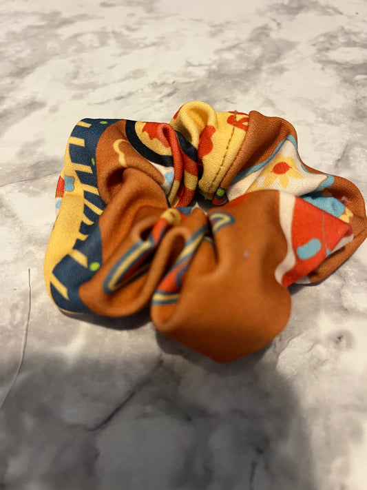 Multicolored 70s Look Mini Scrunchie